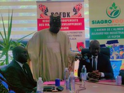 Signature de la convention de financement de 500 millions FCFA au profit du Réseau des m Groupements des Femmes de Développement de Kaolack